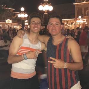 Meet your Posher, Cameron